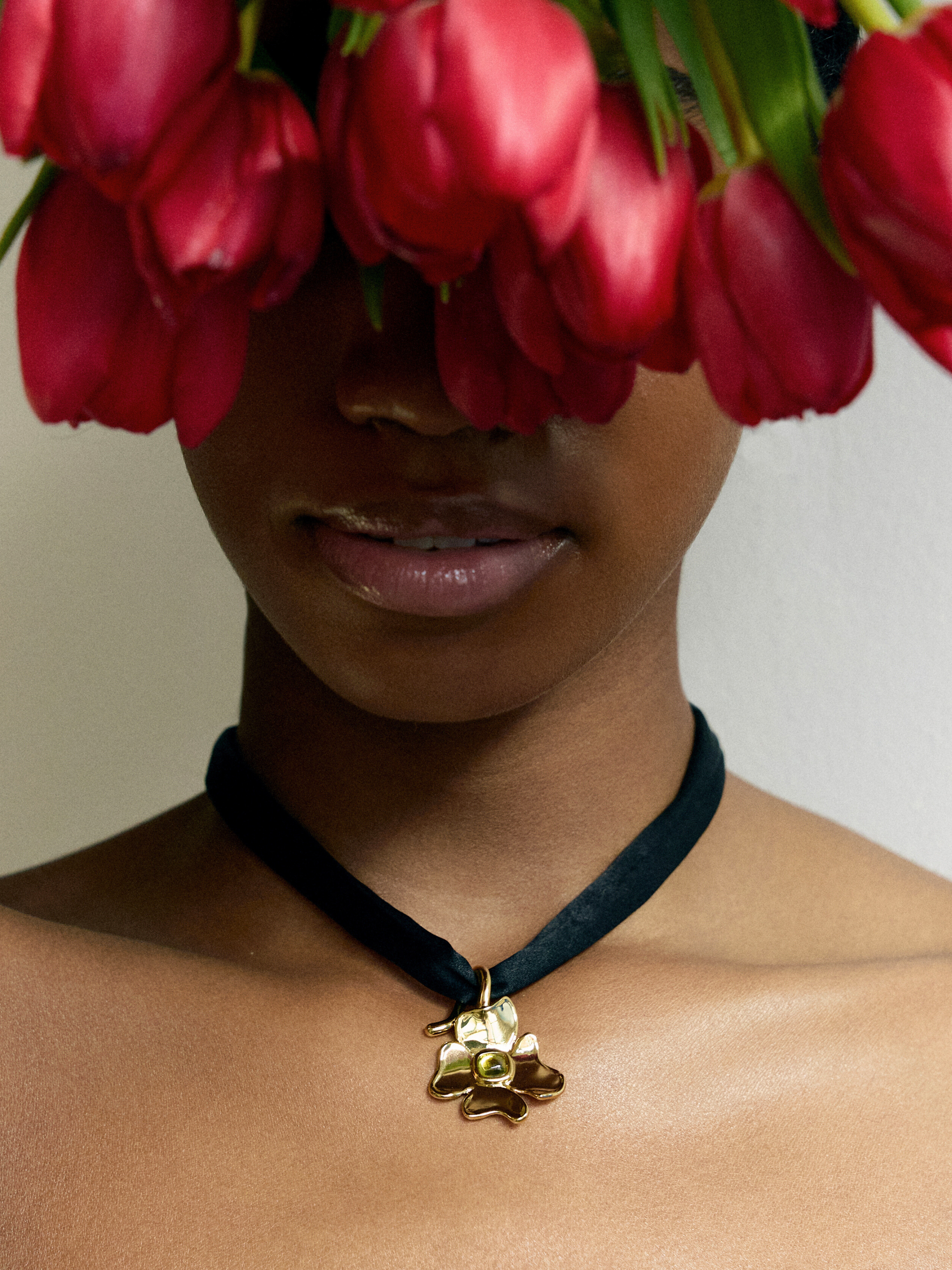 Peridot Bloom Collar