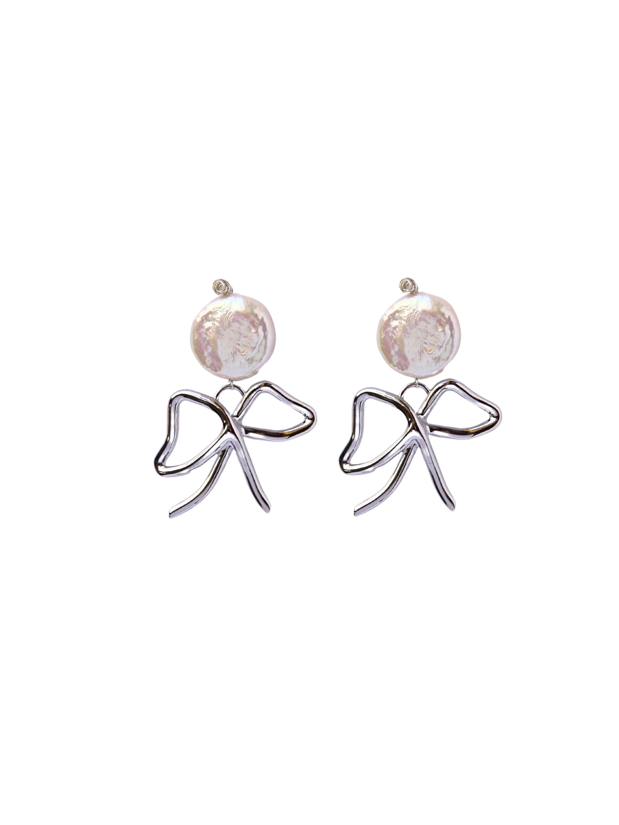 Pearls & Bows Earrings